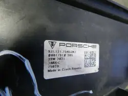 Porsche Taycan Rechter Radiatorluik OEM 9J1121754D