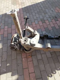 Ford Kuga MK2 Lift 4x4 Bakaxel Fjädring Kit OEM