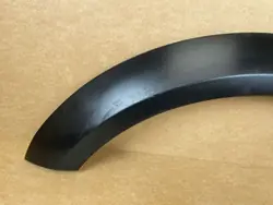 OEM 8K9853818A Rechte Heckkotflügelleiste Audi A4 B8