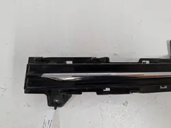VOLVO V40 II LIFT Framskärmsgaller Vänster 31347042