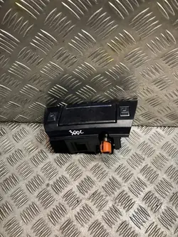 Cenicero Encendedor Chrysler 300C 1090080