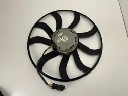 Ventilador de radiador usado OEM 7P0121203 para VW Touareg II