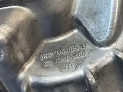 Audi A8 D2 Ölpumpe OEM 057115105B - Gebraucht