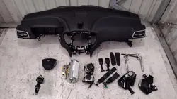 Maserati Ghibli keskikonsoli OEM - Nahka turvatyyny