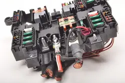 Caixa de Fusíveis Mercedes OEM A1779061102 - Usado