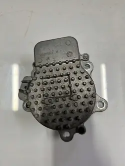 Vattenpump Toyota Corolla Yaris Auris Prius 1.8 OEM