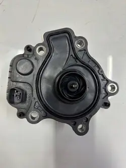 Pompe à eau Toyota Corolla Yaris Auris Prius 1.8 OEM