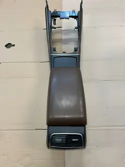 Keskikäytävän käsinoja Audi A6 C7 Lift OEM 4G0863244B