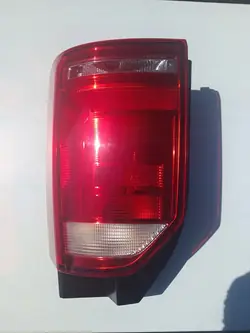 Luz Trasera Derecha VW Transporter T6 2015-
