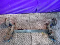 Poutre d'essieu arrière OEM Zawada-326756- Citroen C3