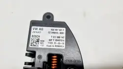 Relais ventilateur chauffage OEM 5Q0907521F Skoda Karoq