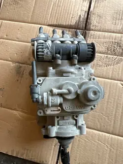 Válvula de travão principal Iveco Stralis Hi Way OEM 4800200140