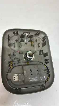 Luz de cabina Trafic II Vivaro 8200094458