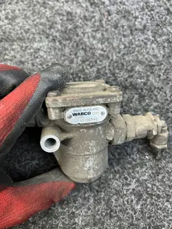 Iveco Eurocargo II paineenrajoitusventtiili OEM 4750150360