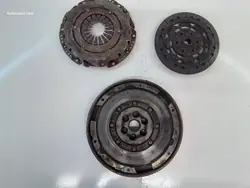 Opel Insignia A 1.8 Kaksimassajousi 55563420