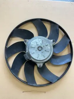 Begagnad fläkt OEM A11111440D-C för Mercedes Sprinter 907