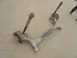 OEM ZAWIESZENIE TYŁ BELKA TYLNA OŚ AUDI A1 8X 8X0 8X4 2013 ROK TARCZE