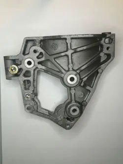 Soporte compresor Ford OE JX6Q-10K360-AA Usado