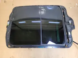 Panoraamakatto Las Maserati OE Levante 2021