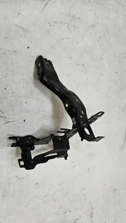 Support phare droit BMW 7383858 pour Série 5 G30/G31