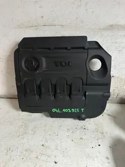 SKODA Motorabdeckung OEM 04L103925T - Gebraucht