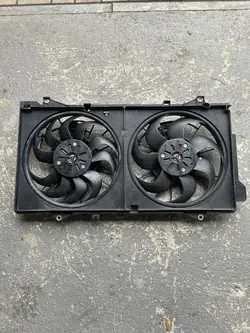Ventilador Mazda OE QFZW13537 para Mazda 6 2.5L Turbo