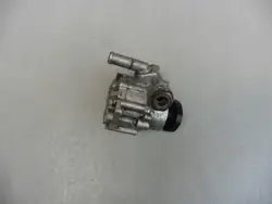 Ohjaustehostinpumppu Golf III IV Passat B3 B4