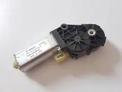 Moteur de siège Mazda CX-5 II OEM 0390203818