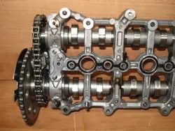 Árvores de cames OEM 55513087 para Opel Astra V/Insignia 1.5D