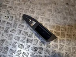 Cinzeiro porta traseira BMW OEM 9153398 - Usado