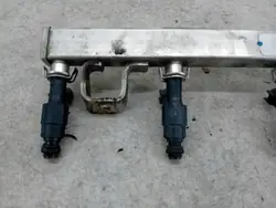 Inspuitrail OEM 4M5G-9D280-DB voor Ford Focus MK2 2.0