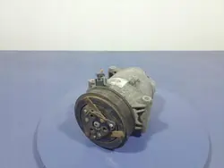Renault OE Airco Compressor OEM 8200457418 - Gebruikt