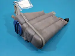 Audi A4 B8 2.0 TDI Expansietank