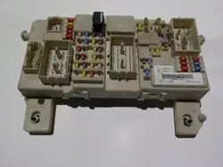 Ford OE zekeringkast 7M5T-14A073-FB - Gebruikt