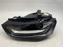 AUDI A4 S4 RS4 Réflecteur Gauche Xénon 8K0941031C 8K0941753C