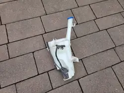 Spolarbehållare OEM 98610-1J200 för Hyundai i20 2008-2014
