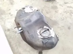 Réservoir à carburant Subaru OEM 12070575 - Occasion