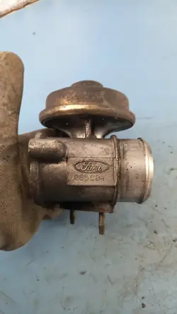 Käytetty Ford OE EGR-venttiili Mondeo MK3:lle