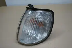 OEM GALLOPER KIERUNKOWSKAZ LEWY 13262 Vasen Etusumu