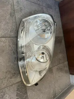 Oikea Ajovalaisin Golf V 1K6941006P