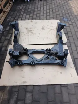 Trave frontal OEM SANKI ŁAWA TRAWERS - Mercedes W168