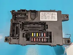 Fuse Box Fiat Grande Punto OEM 00517986150