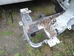 PEUGEOT 2008 Vasen Etuosan Neljänneskannatin OEM KCA-123ds-bf4f13-2dddd3