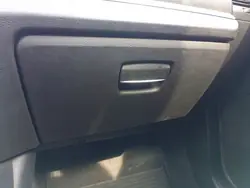BMW OE MM-2302-31 Passagerarhandskfack för 1-serien