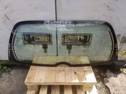 Opel Omega B Farmari Takaikkuna OEM SZYBA TYŁ