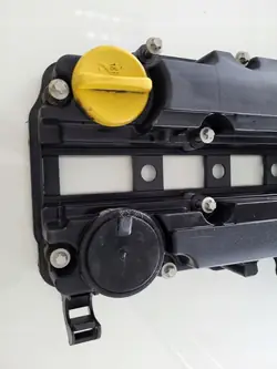 Opel OE 25198877 Couvre-soupape - État Utilisé