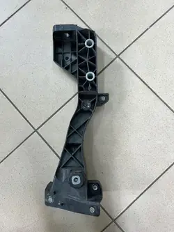 Suporte dianteiro OEM 68617362AA esquerdo Wrangler JL