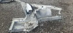COE594 Vänster Framkvartsbalk för Mazda 3 BM III