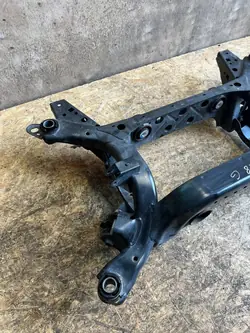 Sous-cadre arrière Ford Mustang VI OEM JR3C5K867FA