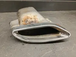 Silenciador trasero Mercedes-Benz OEM A2054900400 Usado